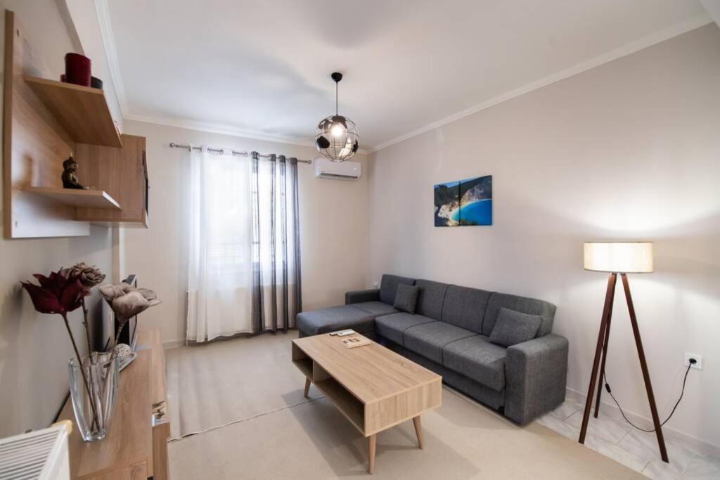 Apartment In The Center Of Lefkas Lefkáda Dış mekan fotoğraf